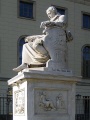 Wilhelm von Humboldt-Denkmal.jpg